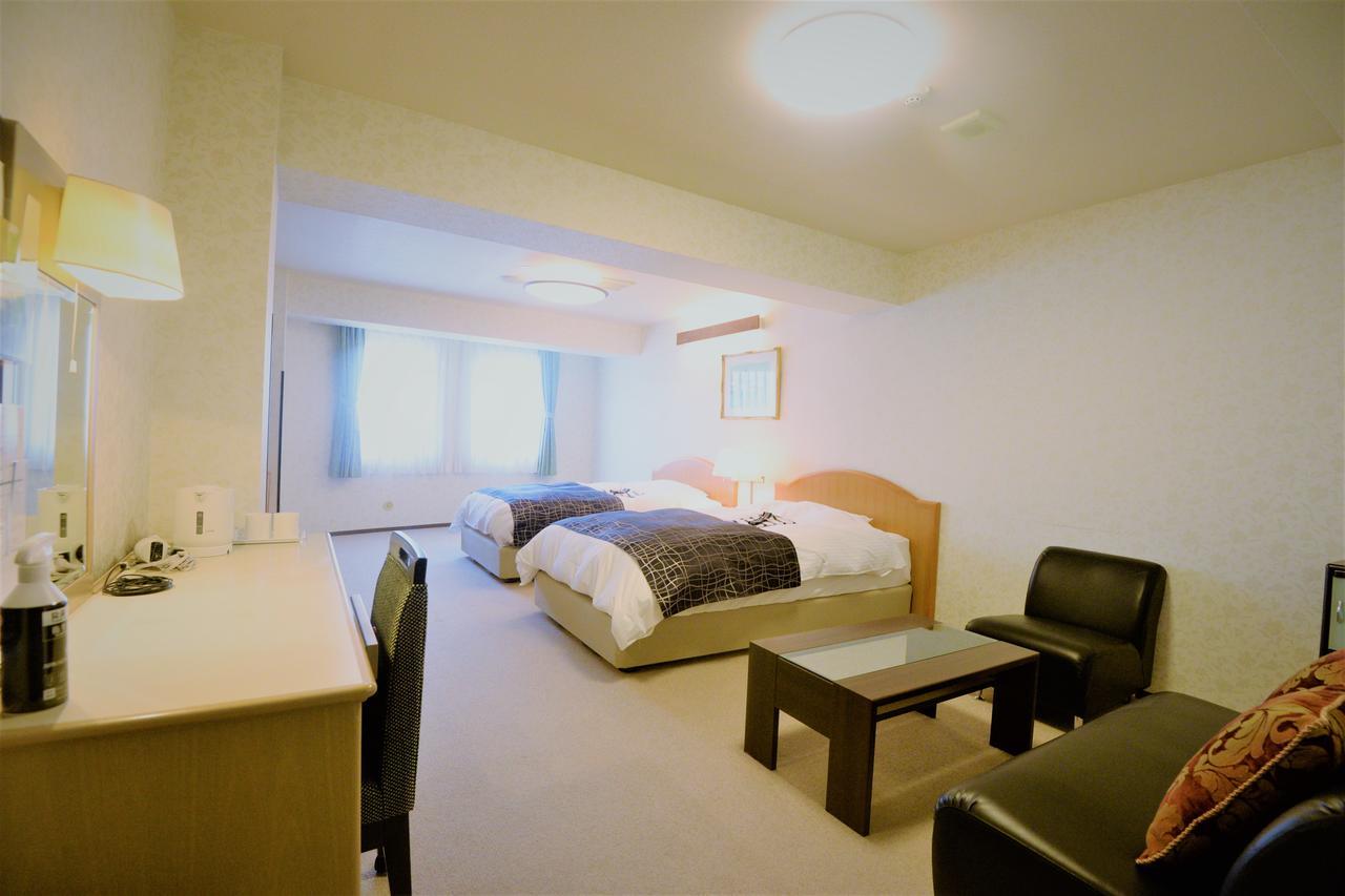 Apa Hotel Sagamihara Kobuchi Ekimae Kültér fotó